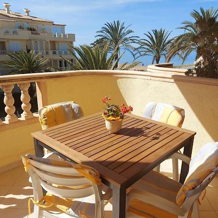 Estupendo Apartamento En Primera Linea De Playa Y Con Vistas Al Mar เดเนีย ภายนอก รูปภาพ