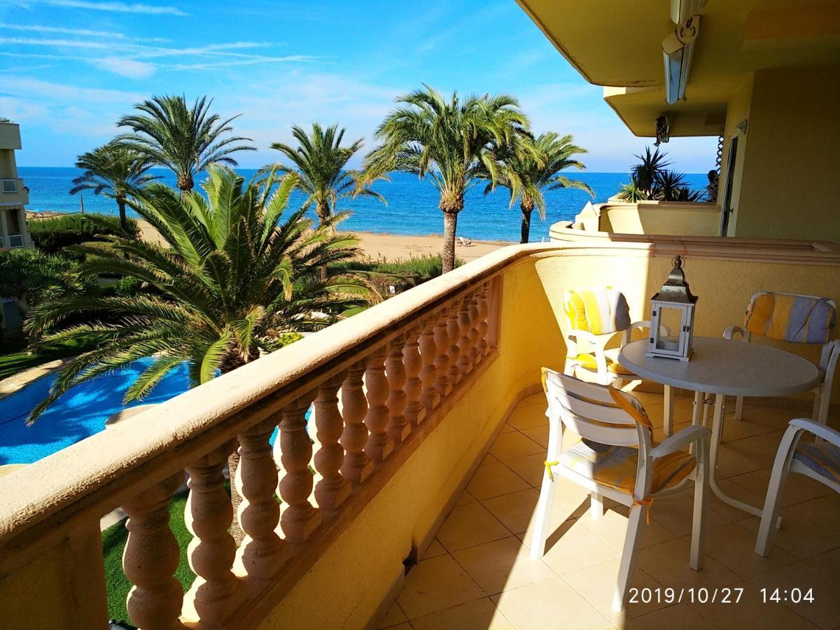 Estupendo Apartamento En Primera Linea De Playa Y Con Vistas Al Mar เดเนีย ภายนอก รูปภาพ