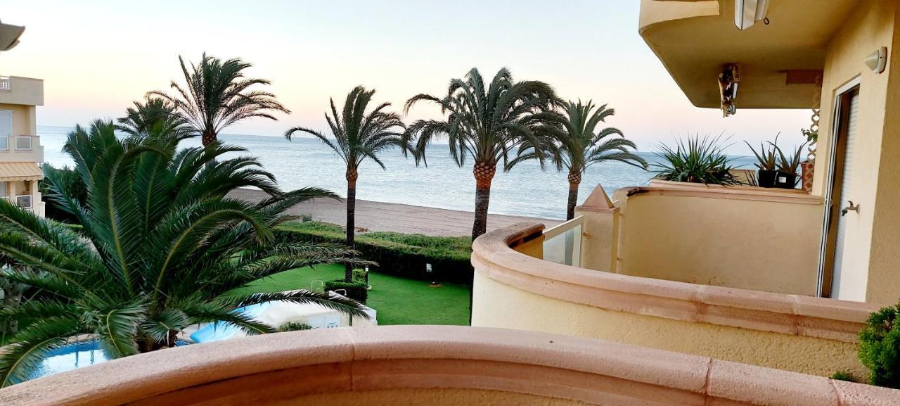 Estupendo Apartamento En Primera Linea De Playa Y Con Vistas Al Mar เดเนีย ภายนอก รูปภาพ